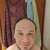 Encuentra Hombres solteros en Parla