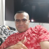 Operador. Busco chatear. Amigas. Una