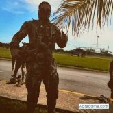 Marines. Busco hacer amistades. Mujeres.