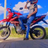 Busco pareja. Solo chicas y compartir el