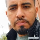 Busco hacer amistades. Una mujer. Soy