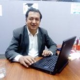 Encuentra Hombres solteros en Nayón