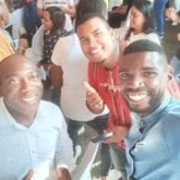 Mujer descmplicada y avientas. Humilde