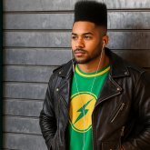 Me gustaría encontrar una amiga. Alto y