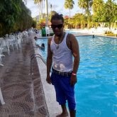 Mujer de 30 a 40. Sor una persona amable