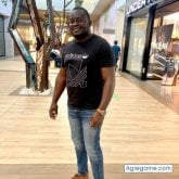 Busco pareja. Love love love love to