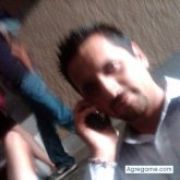 Encuentra Hombres solteros en Villa De Tezontepec