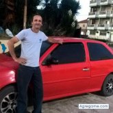 Encuentra Hombres solteros en Cosquín