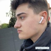 Busco pareja. Mujeres. Buena gente.