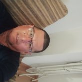 Empleado. Busco conocer gente. Mujeres 