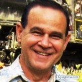 Encuentra Hombres solteros en Santa Librada