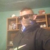 Busco: Mujer soltera relación seriaMe defino: Amable