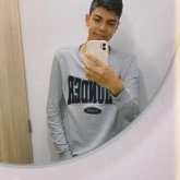 Mujer 20 años apariencia normal.