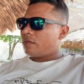 Militar. Una relación abierta con una