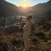 Busco conocer gente. Pasar la noche