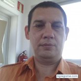 Encuentra Hombres solteros en Yeles