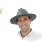 Amistades. Persona alegre. La