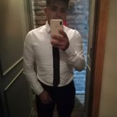 Mujeres para cer amigos. Interesante. Me