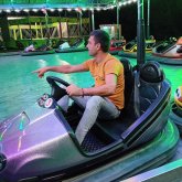 Busco pareja. Casadas. Bueno. De todo.