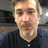 Busco pareja. Busco una chica y lo que