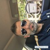 Autonomo. Busco conocer gente. Conocer