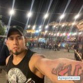 Busco hacer amistades. Amistades. 100%