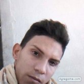 Busco conocer gente. Mujeres hermosas.