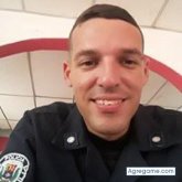 Busco hacer amistades.