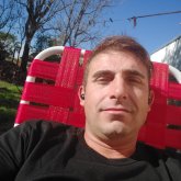 Busco ligar. Lo que surja  soy apurado.