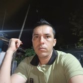 Busco pareja. Buscó amistad y si se da