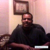 Encuentra Hombres solteros en Huntersville