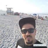 Carloscasanova27 chico soltero en Vero Beach