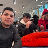 Busco pareja. Muejres. Hombre. Mujeres.