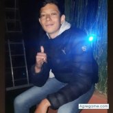 Encuentra Hombres solteros en Dudignac