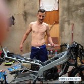 PIDRA00 chico soltero en Sant feliu de codines