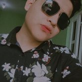 Estudio. Busco pareja. Siguen amable y