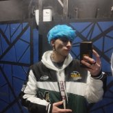 Algo casual. Soltero, me gusta la