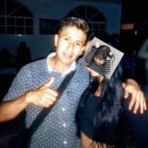 Conocer gente para salir y convivir.