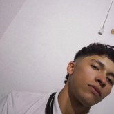 Operario. Busco pareja. Flaca bajita