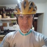Hombres Solteros y Chicos Solteros en Cruz Del Eje