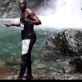 Busco pareja. Chicas. Amable.