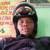 Estudiante. Busco una mujer De 20 a 25