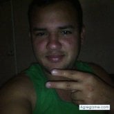 Encuentra Hombres solteros en Los Guayos