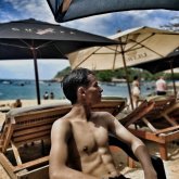 Trabajar. Busco pareja. Busco algo de