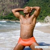 jonvaldez chico soltero en Santoña