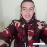 lucianorojas2429 chico soltero en Tapiales