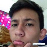 Estudiante de medicina. Busco chatear.