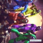 Busco pareja. Amiga. Inteligente.