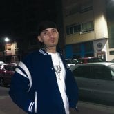 Busco conocer gente. Busco amigas que