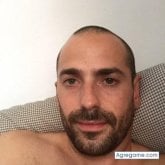 Busco hacer amistades.